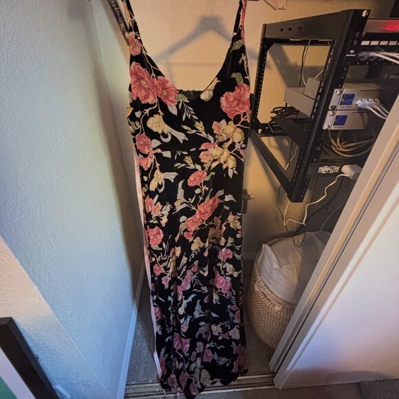 Lulus Alluring Blooms Black Floral Burnout Velvet Maxi Dress - Picture 5 of 7
